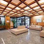 Universo-4 By Interhome *