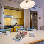 Universo-4 By Interhome